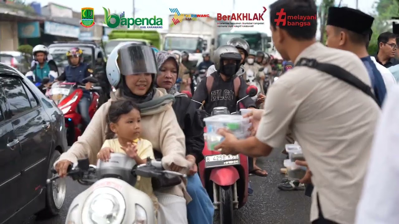 BAPENDA KARAWANG BERBAGI TAKJIL 