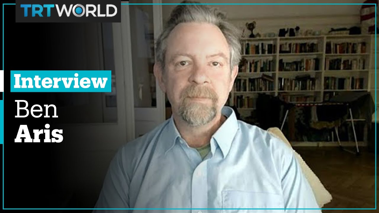 Kremlin critic Alexey Navalny appears in Moscow court