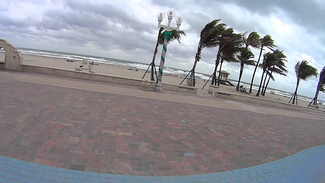 Vida em Miami EUA rua e praia HOLLYWOOD BEACH Florida Estados Unidos da America