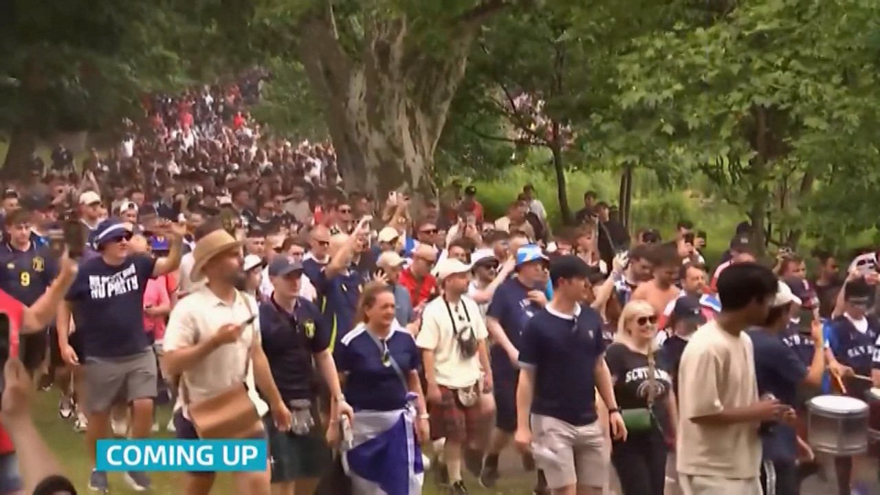Tartan Army - bagpipe march and donation as they wow Boston & fans anew* (6) (Scotland/USA/Global)