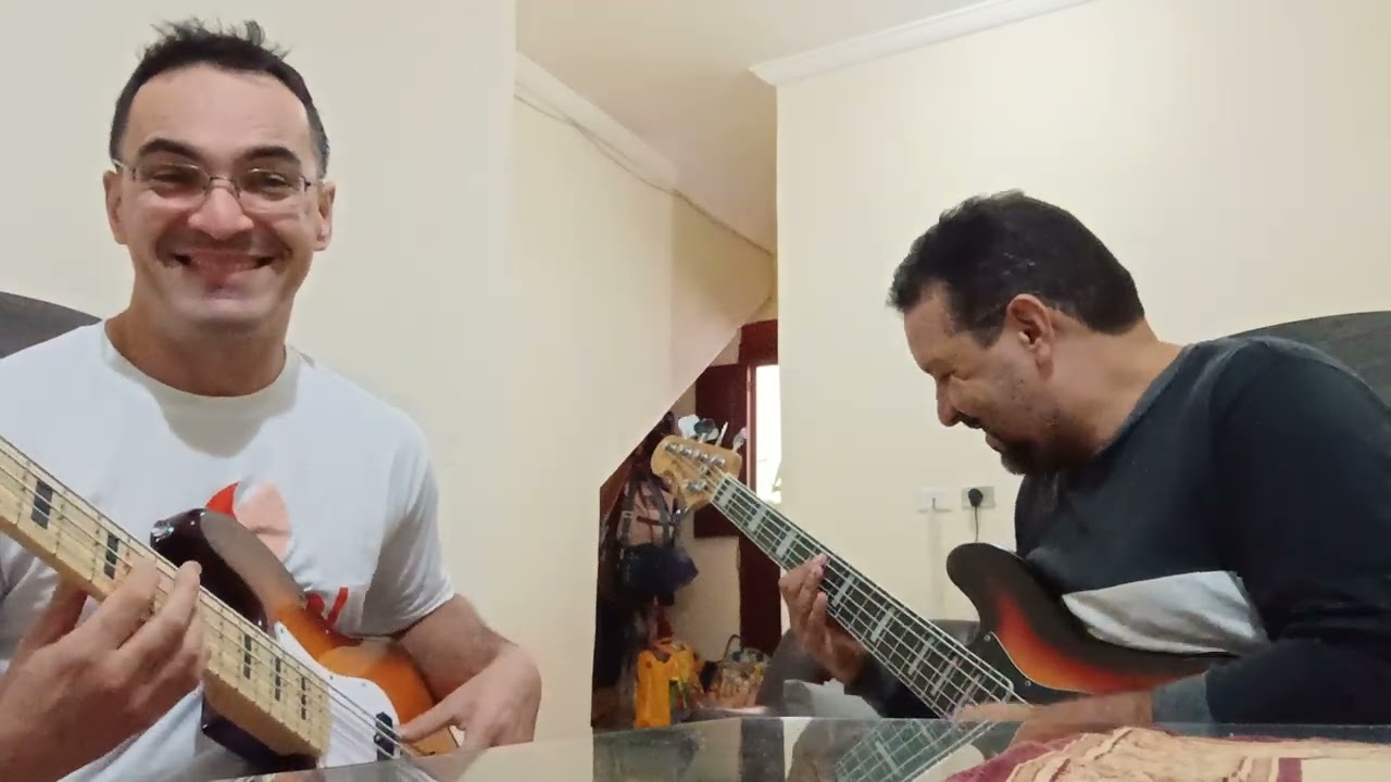 Jam com os baixos Auburn Jazz Bass X Waldman GJJ205X - Som do cubo 