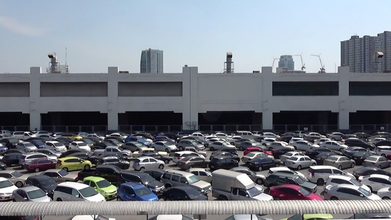 A &lsquo;Giant Parking Puzzle Game&rsquo;