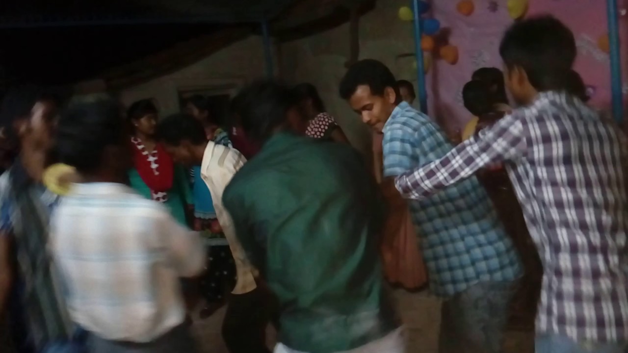 Local groups dance chhotti anni