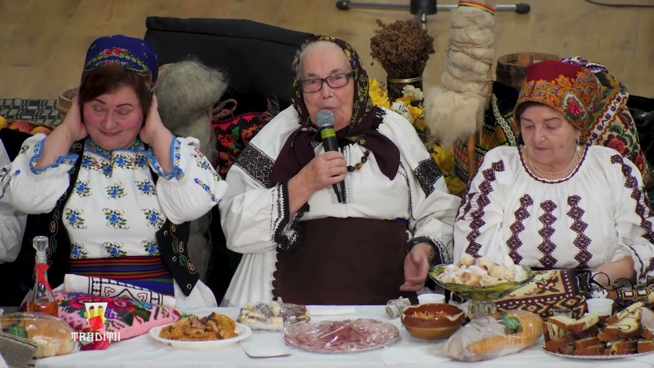 Tradiții: Şezătoarea vicovenilor (@TVR Moldova)
