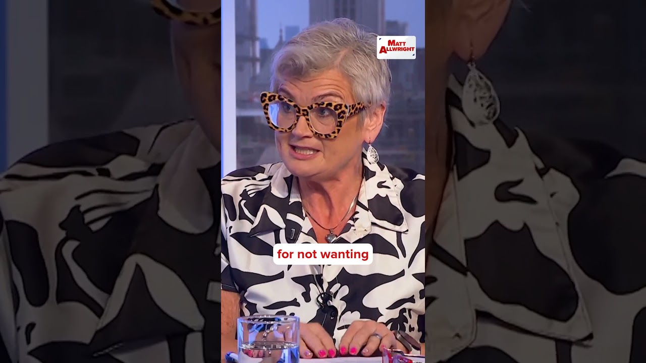То, что Найджел Фараж сделал с семьей Генри Новака, совершенно непростительно...