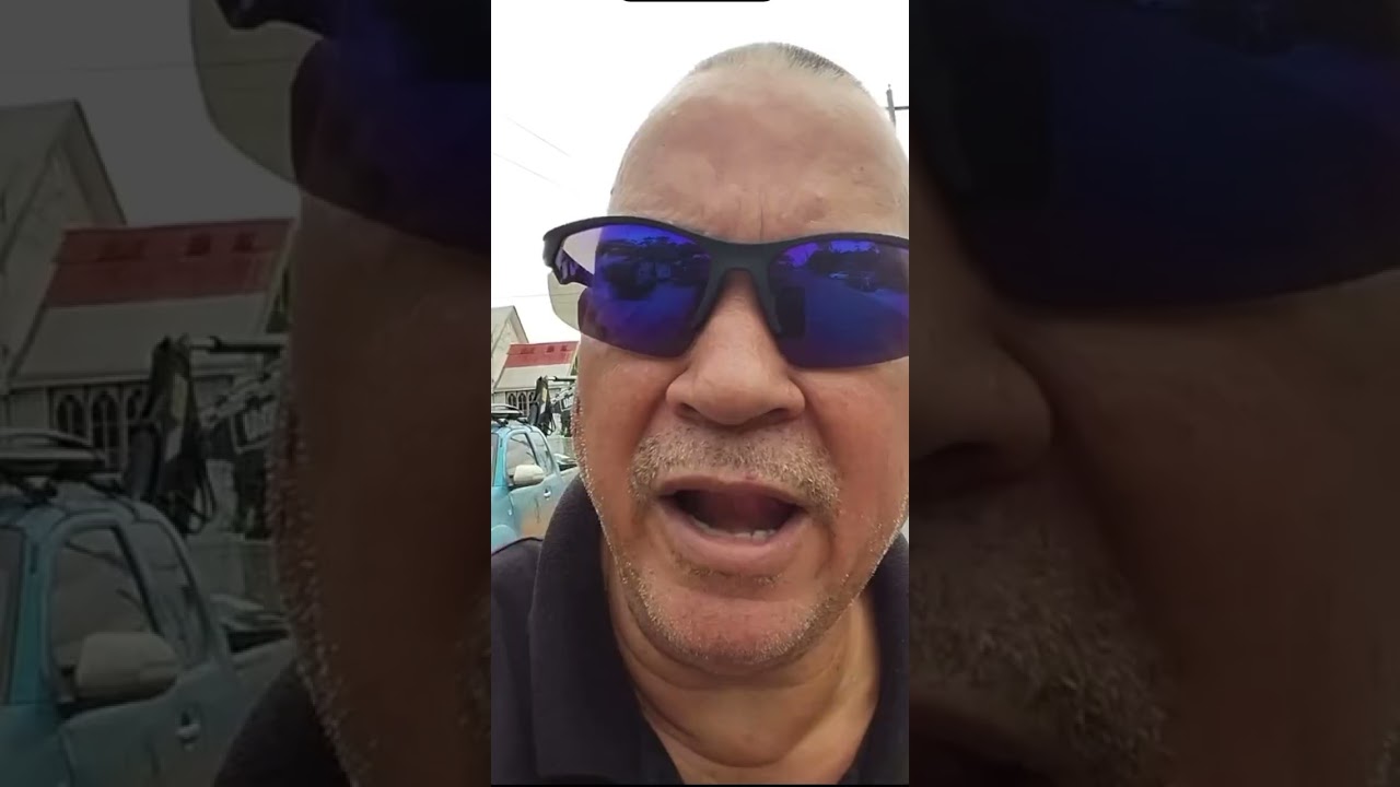 Guyanese CRITIC BEATS BRYAN MAX CAMERA