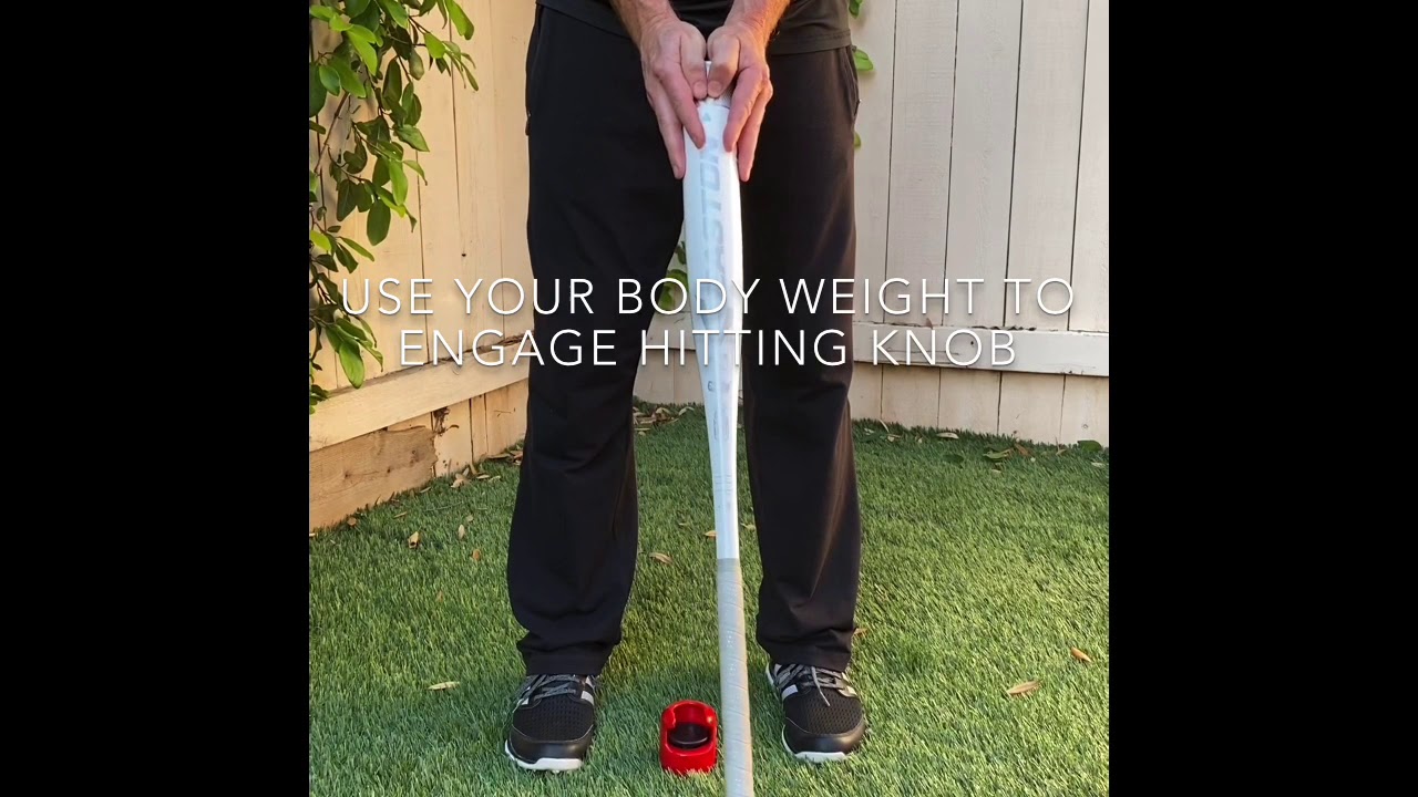 How to attach/detach the Hitting Knob