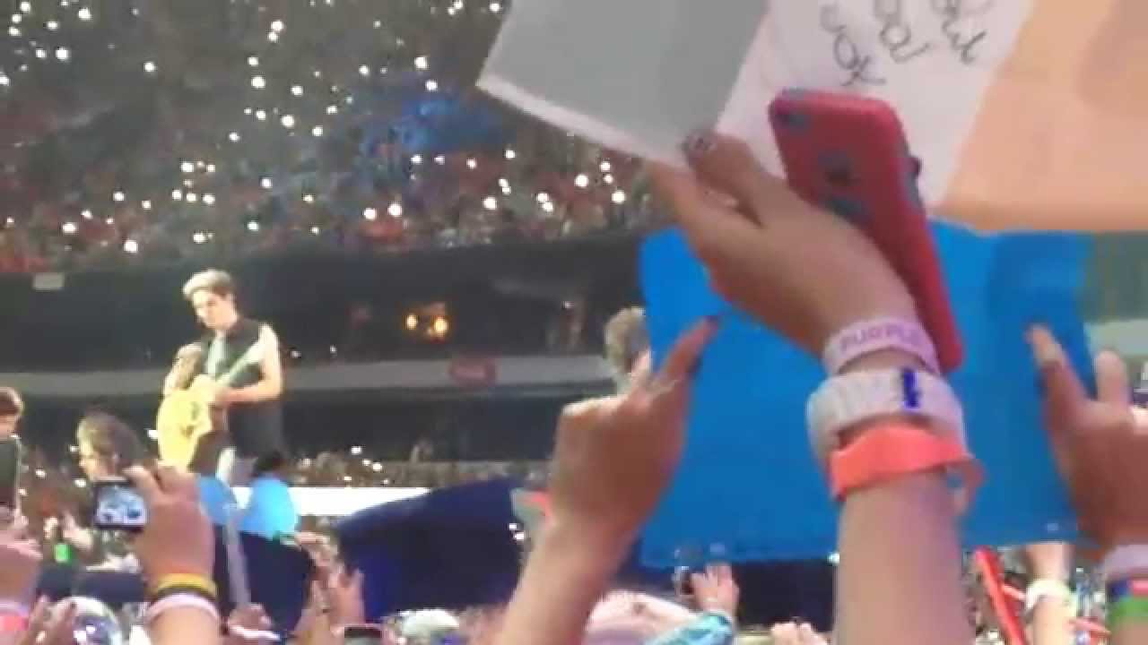Don't Forget Where You Belong - One Direction [WWA Tour Amsterdam 25-06-2014]