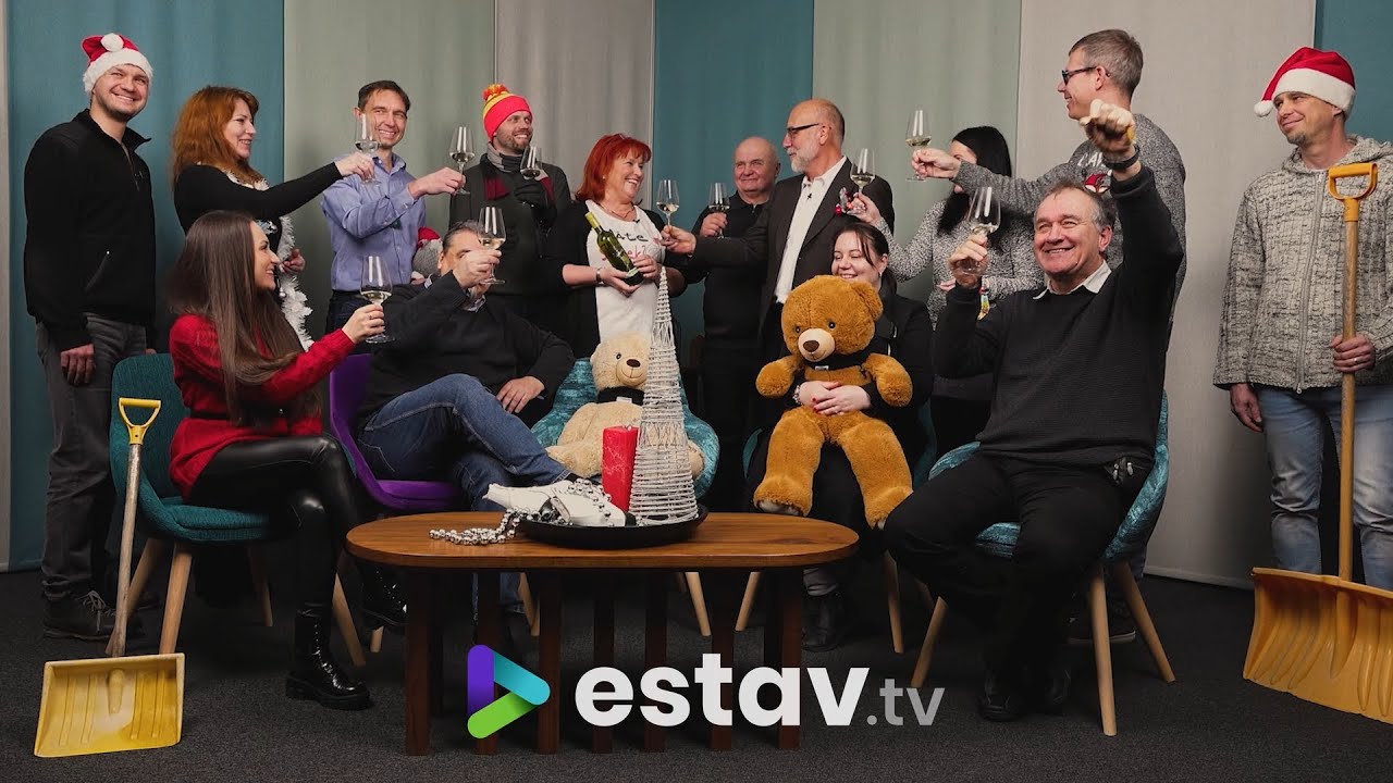 Vesel&eacute; V&aacute;noce V&aacute;m přeje cel&aacute; redakce estav.tv ❤️🎄