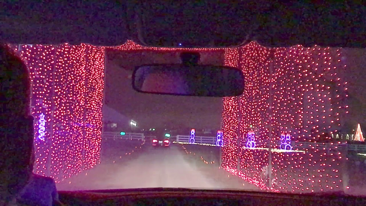 Experiencing the Dancing Lights of Christmas in Lebanon, TN