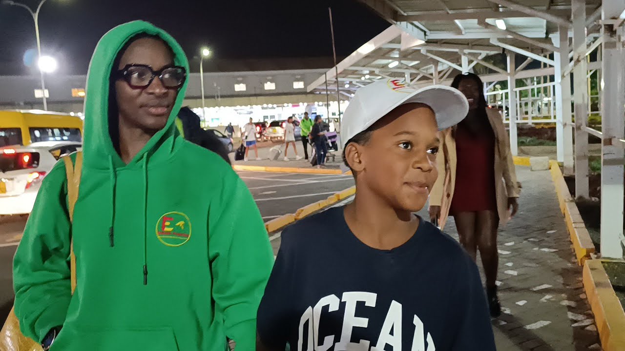 NYAKO LANDS IN KENYA WITH HER BEAUTIFUL FAMILY