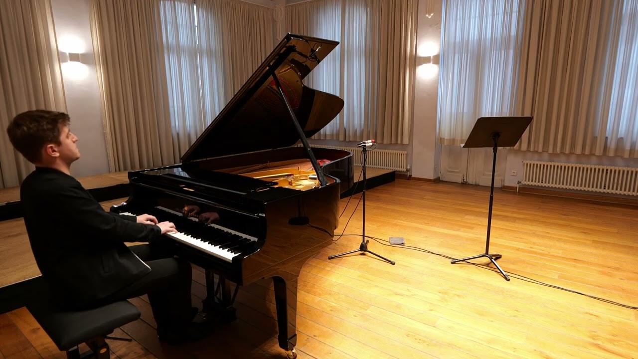 Beethoven Op. 109 III. Andante molto cantabile ed espressivo - Arne Dietrich
