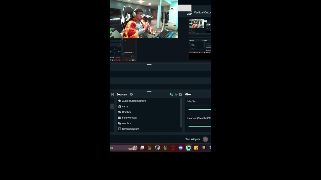 bit of apex than League of legends