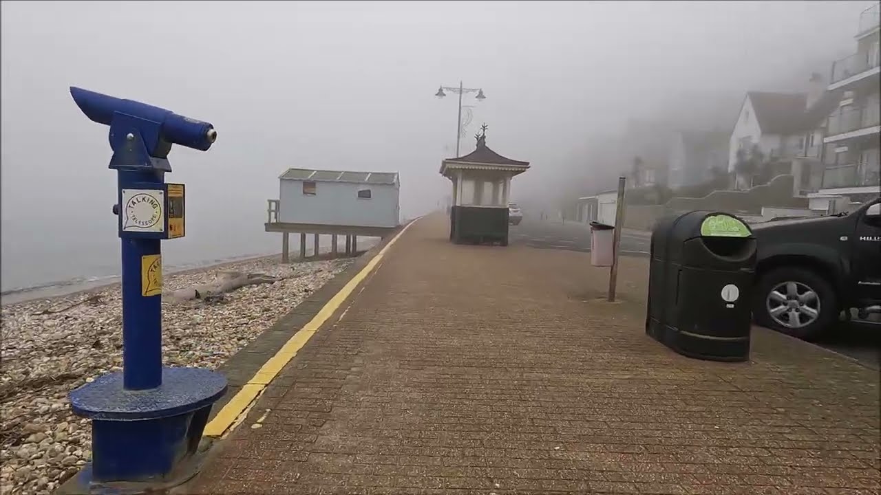 Virtual Walk - Shanklin Seafront In The Fog - Isle Of Wight - March 2025 | kittikoko