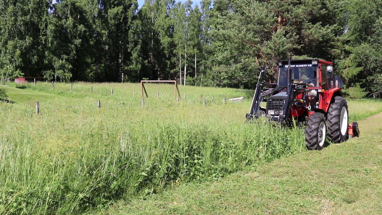 Betesputs 200 med hydraulisk sidoförskjutning