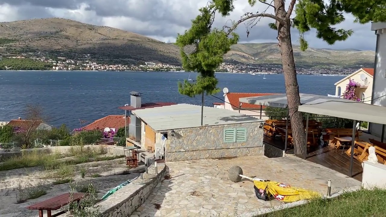 Kroatien: Insel Ciovo vor Trogir