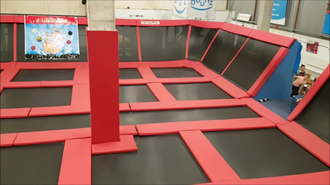 Bounz -  Enschede 2018 -  Trampolinhalle - Free Jump Area