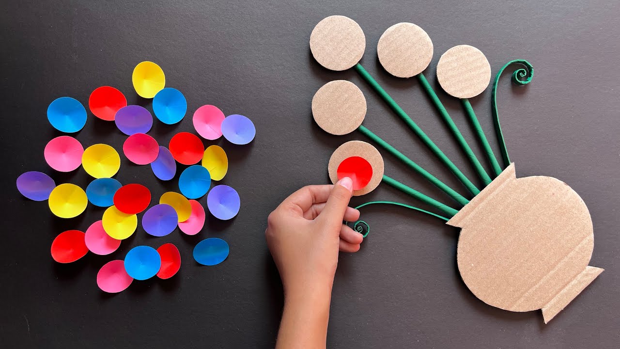 Beautiful paper Flower wall hanging | Easy and simple wall hanging | cute wall hanging | wall decor 