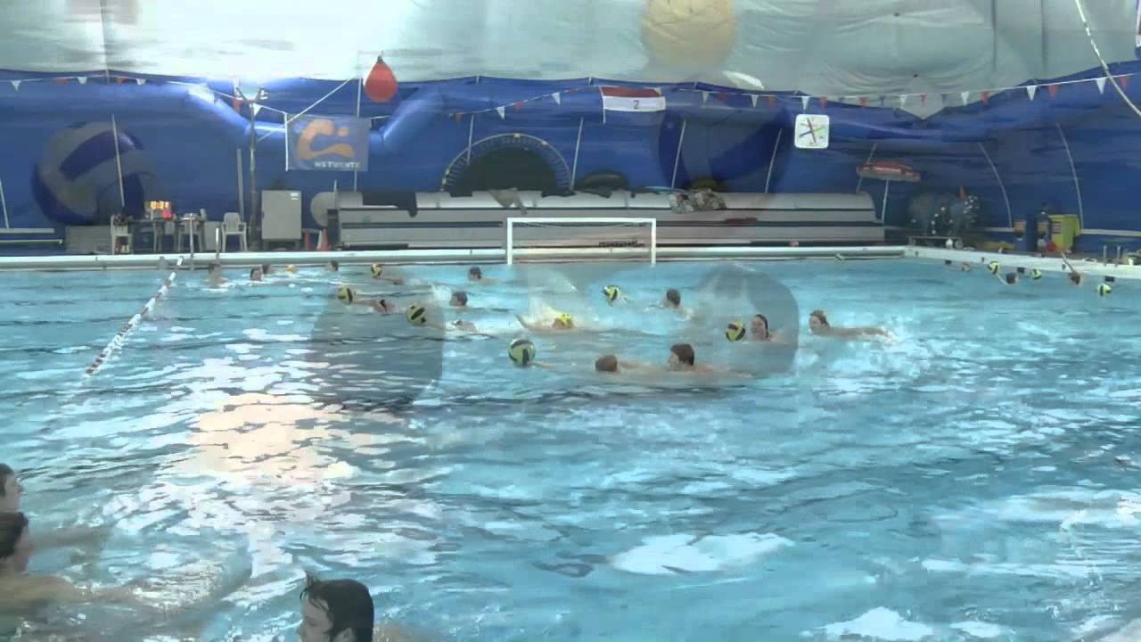 Training Bondscoach Johan Aantjes voor WSTwente jeugd waterpolo