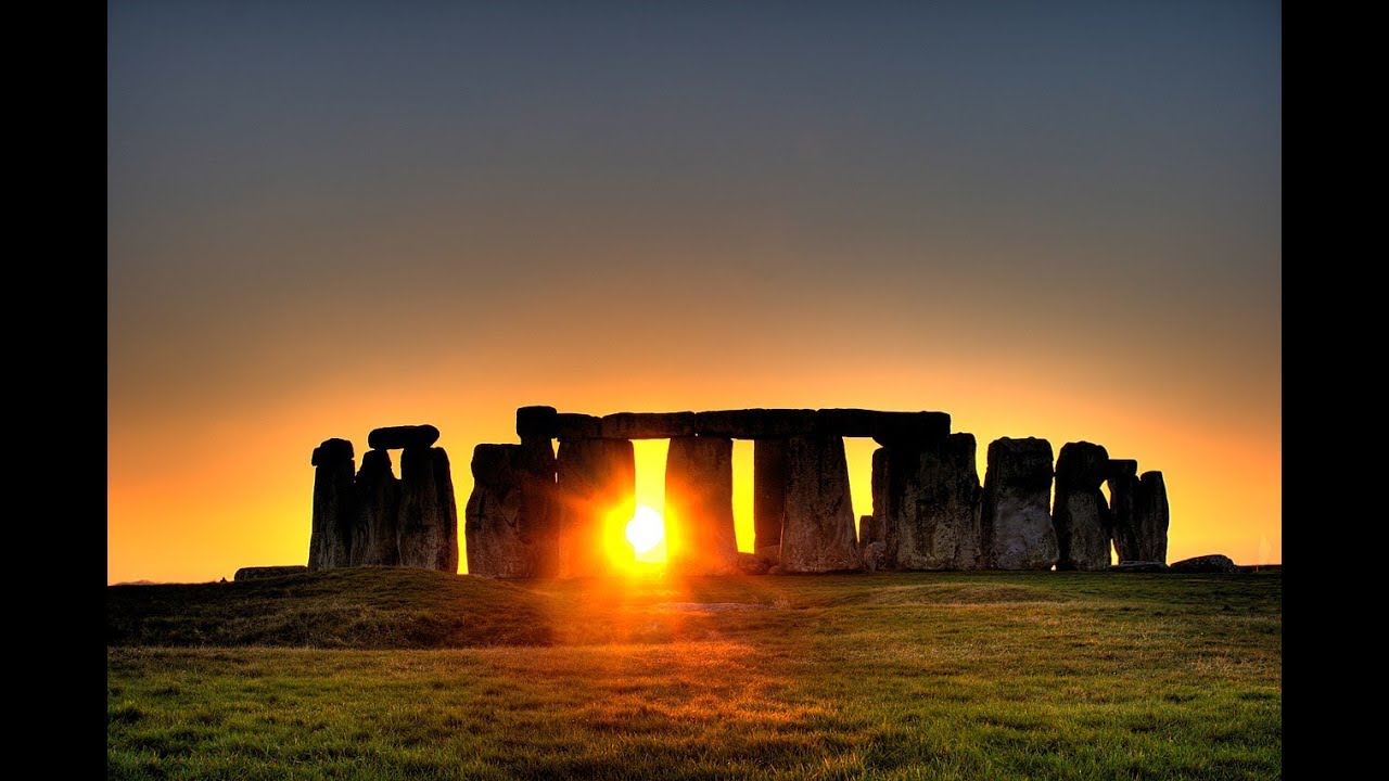 Stonehenge Spring Equinox 2025