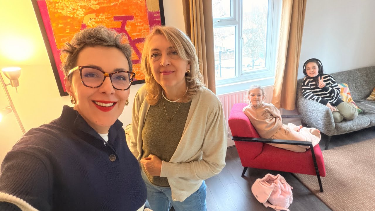 Vacanță de “ski” în UK cu mama și fetele | VLOG