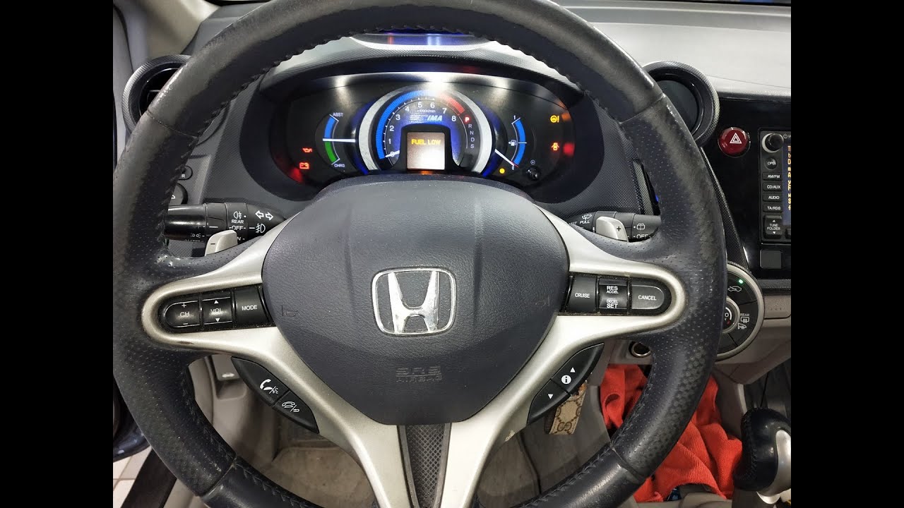 jak wyjąć radio Honda Insight  how to remove radio Honda isight