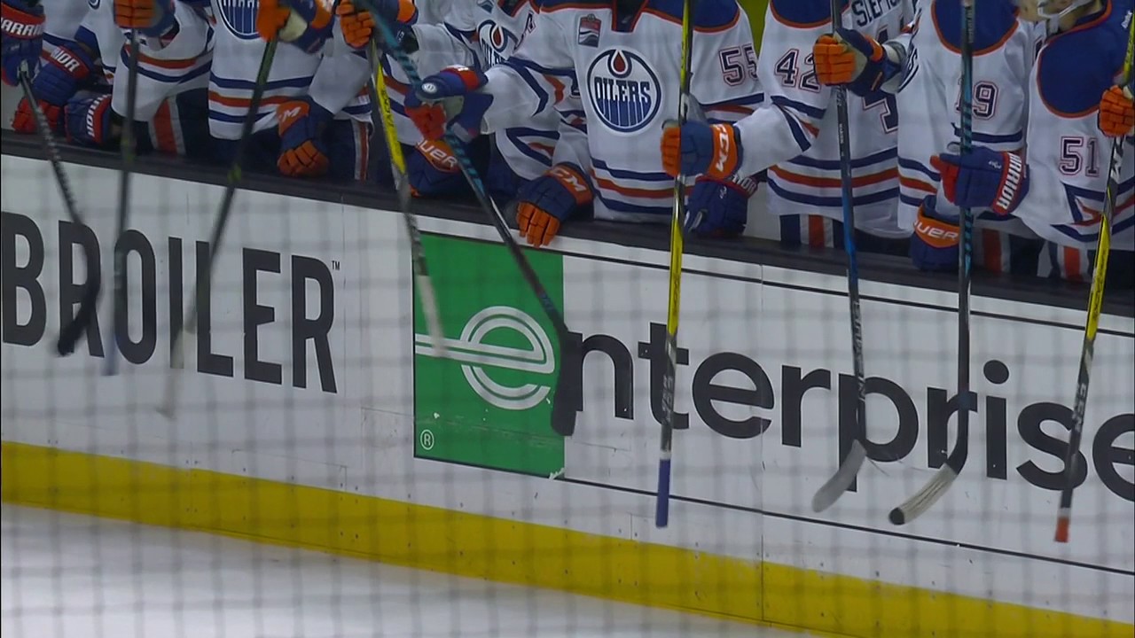 Gotta See It: Kassian & Manson chuck knuckles