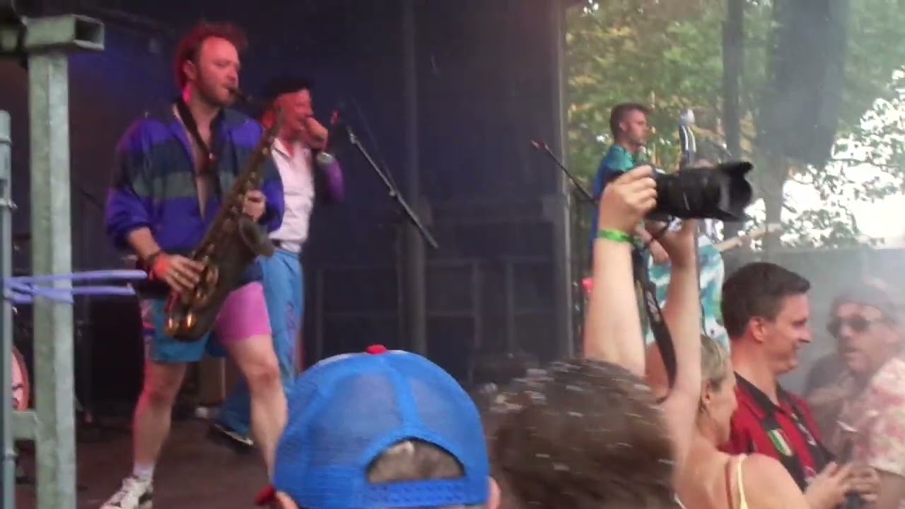 Wallaroos - Breek het kot af (live @ SJOCK Festival 47)