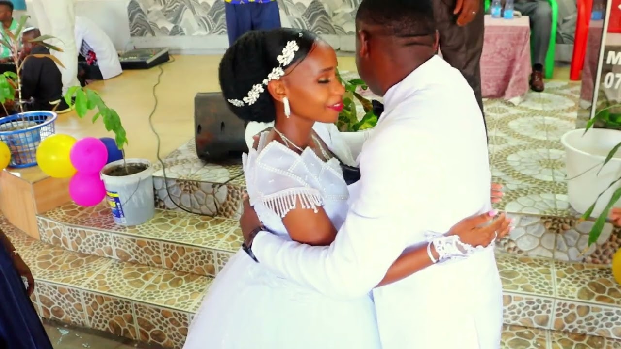 HUGGED REALLY TIGHT || BAHATI WEDS NASIBU