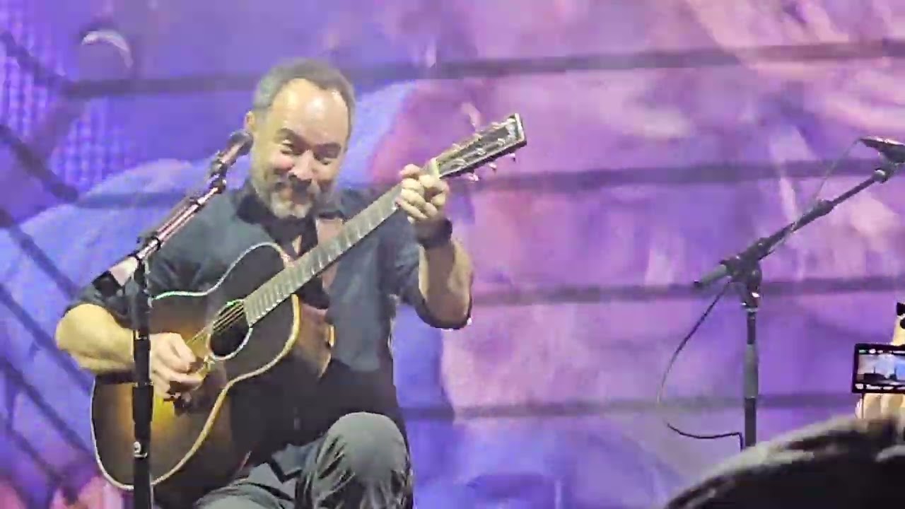 Dave Matthews, Tim Reynolds, Trey Anastacio 