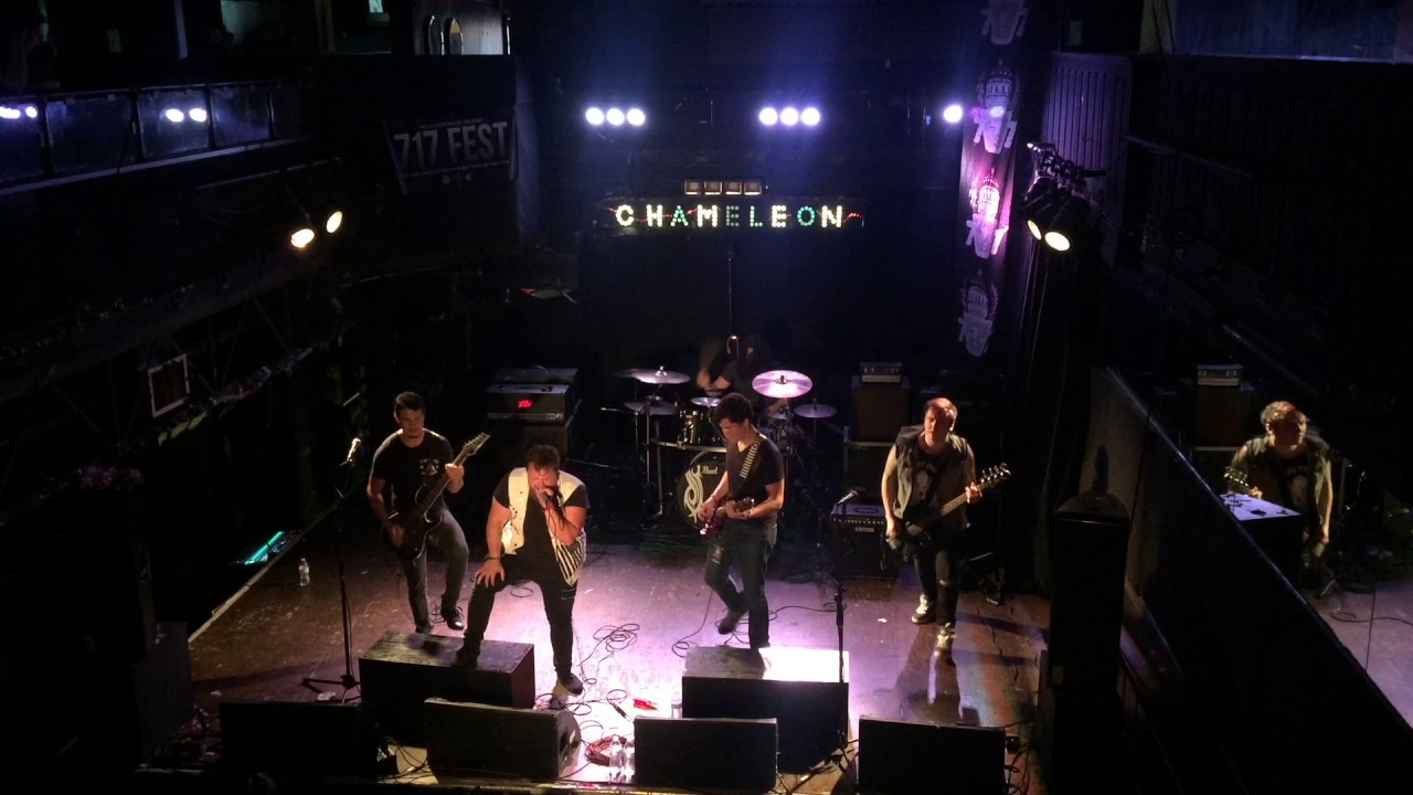 Why Bands Need a Light Show