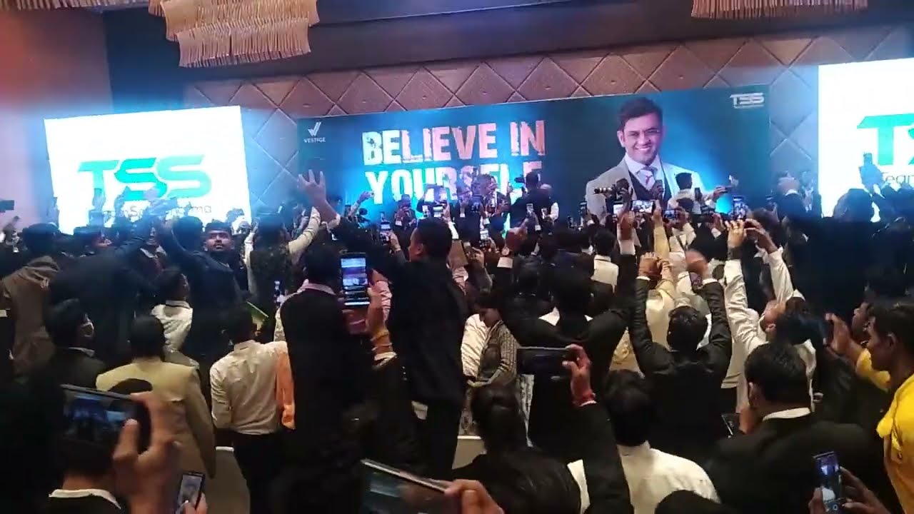 my first vlog in seminar of #sonusharma .    #myfirstvlog              #myfirstvlogviral