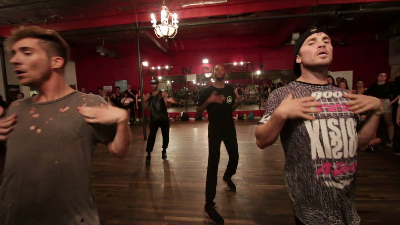 FERGIE - M.I.L.F $ / BOBBY NEWBERRY, BLAKE MCGRATH / CHOREOGRAPHY