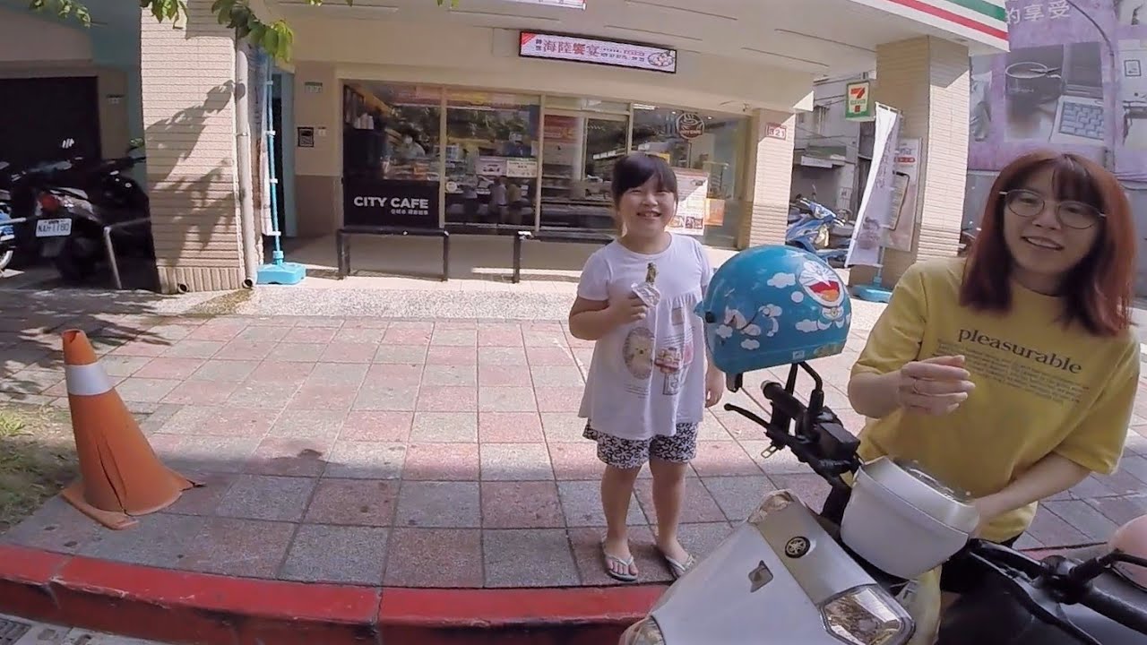 寶貝日記 太太騎車出門 鑰匙被鎖在椅子底下 GOPR3181