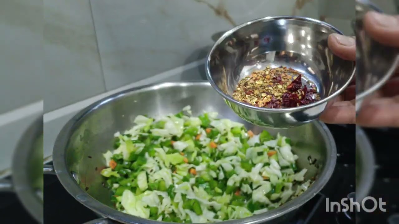 White color veg fried rice 