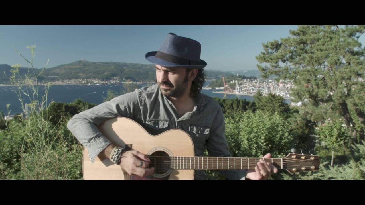 Fernando Barroso - Driving Vigo Night