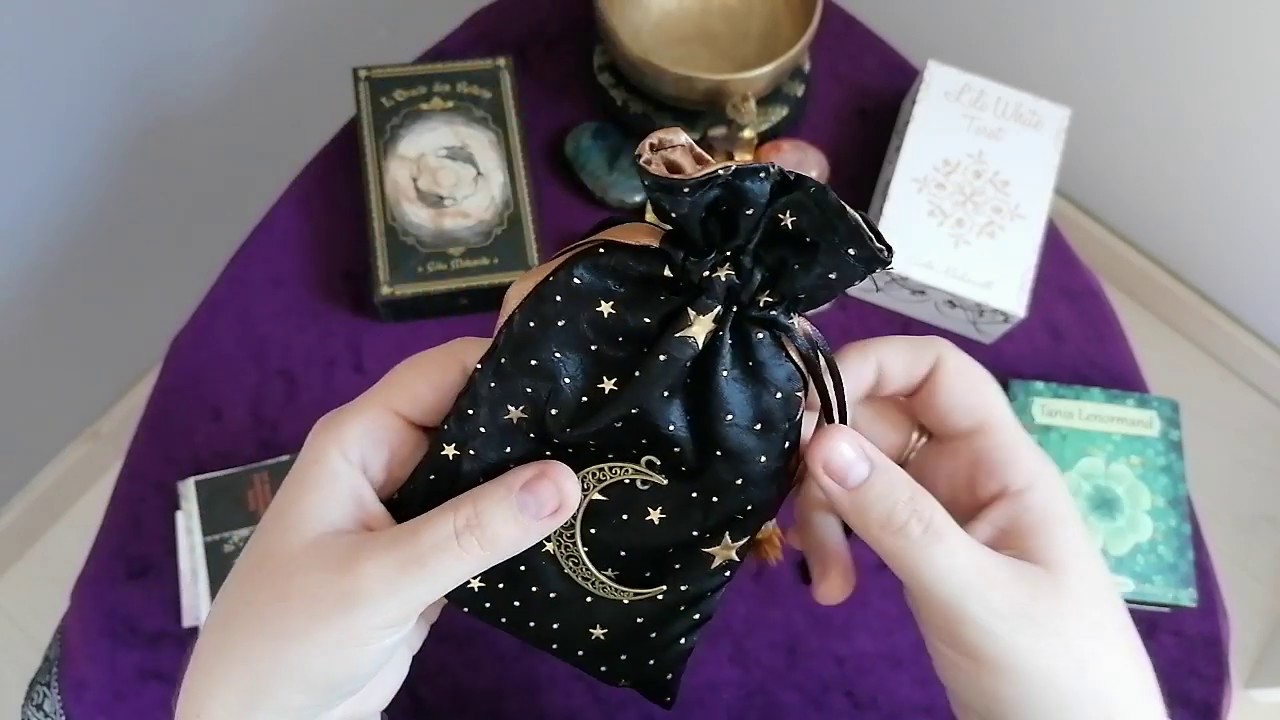 Unboxing pochon et Reflet de Lune Lenormand de Célia Melesville 💝