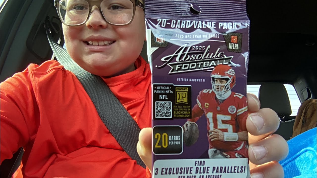 ￼NFL pack rip. I PREDICTED THE FIRST CARD!