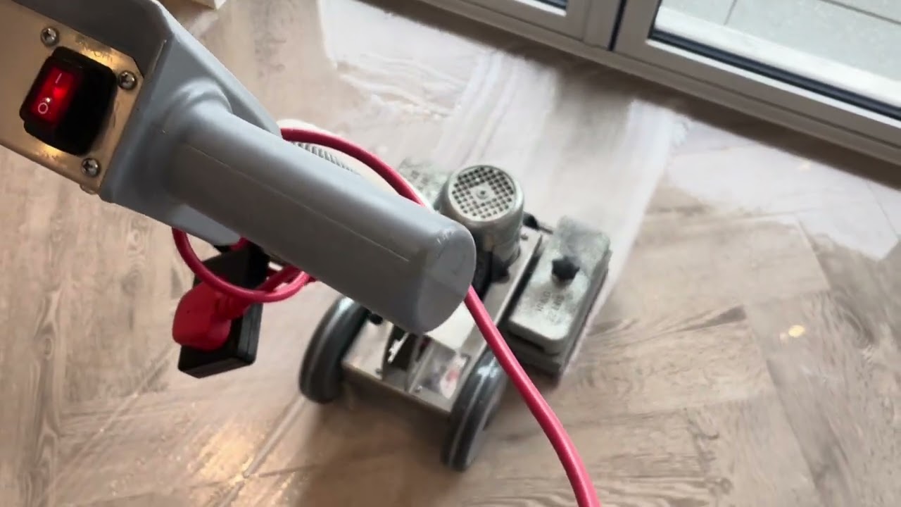 Are You Struggling To Clean Karndean & Amtico Flooring?