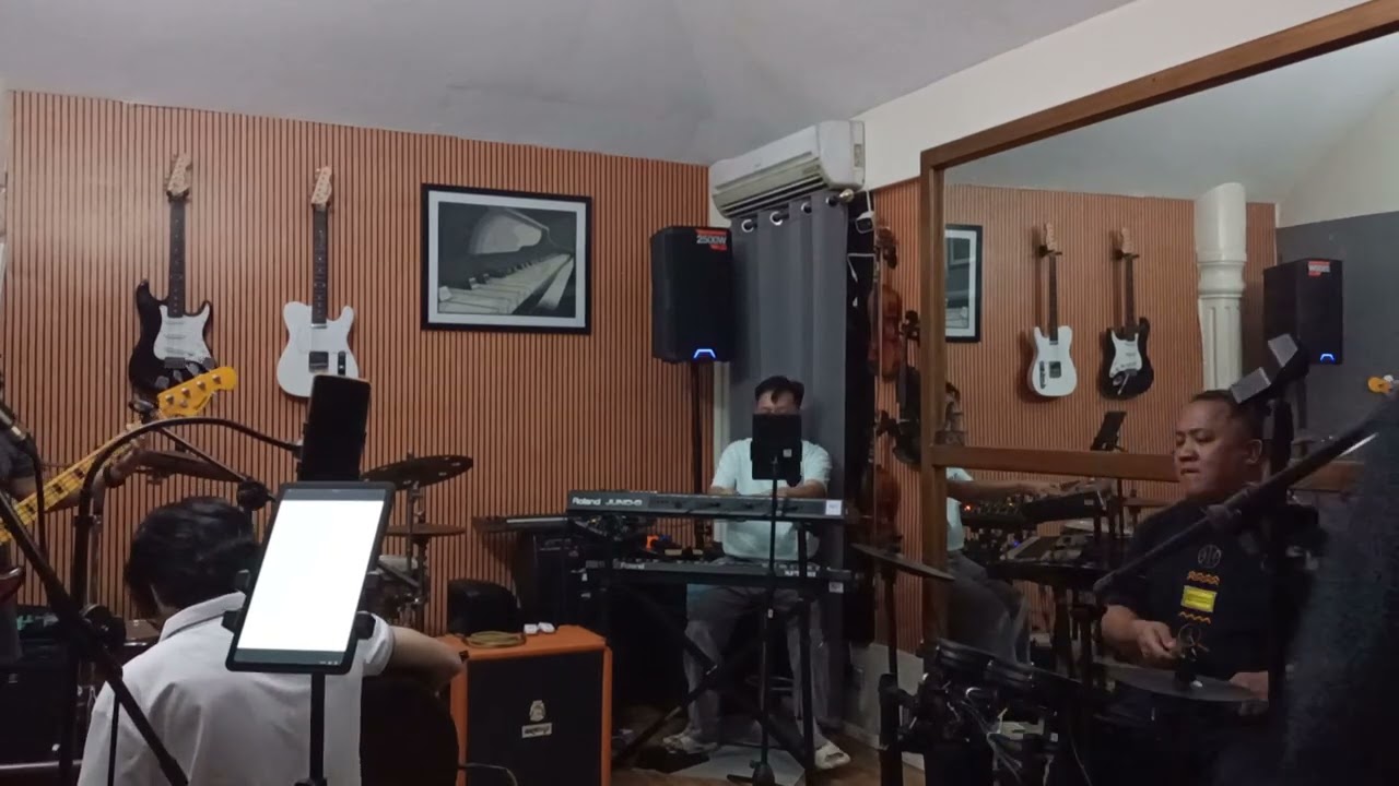 In your Eyes (rehearsal video)