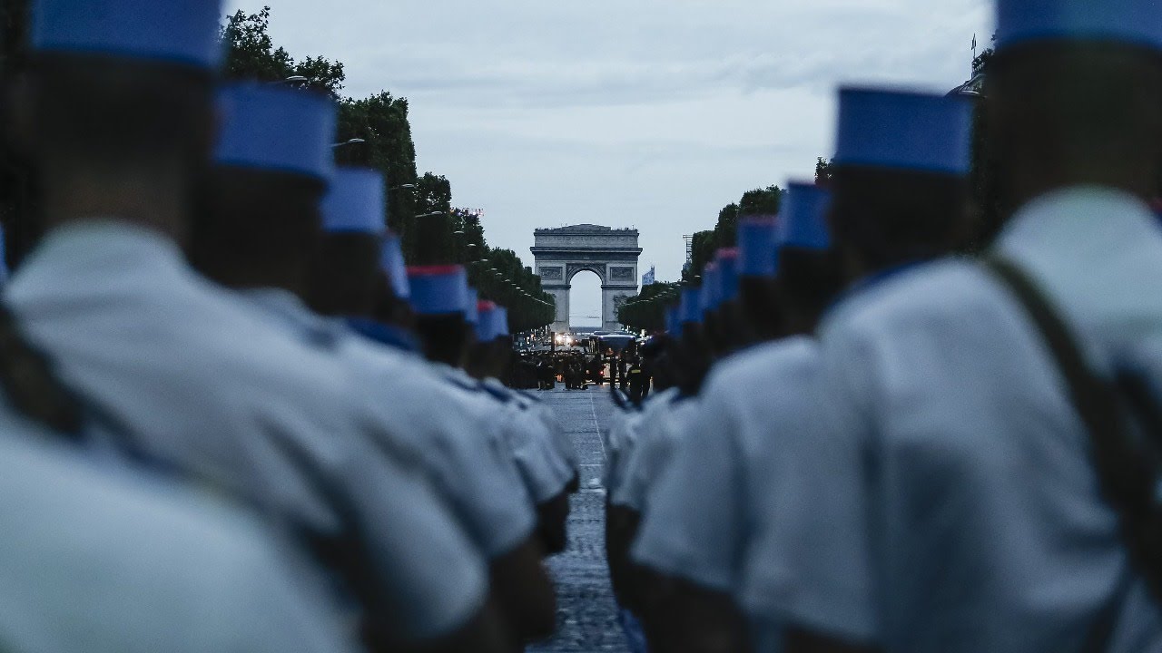 Live: Military parade on France's National Day