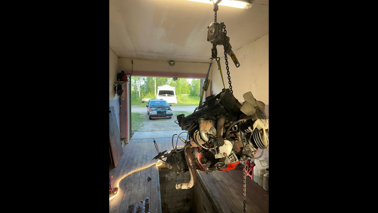 Volvo 740 B200F+T / Koneen irroitus 5 minuutissa