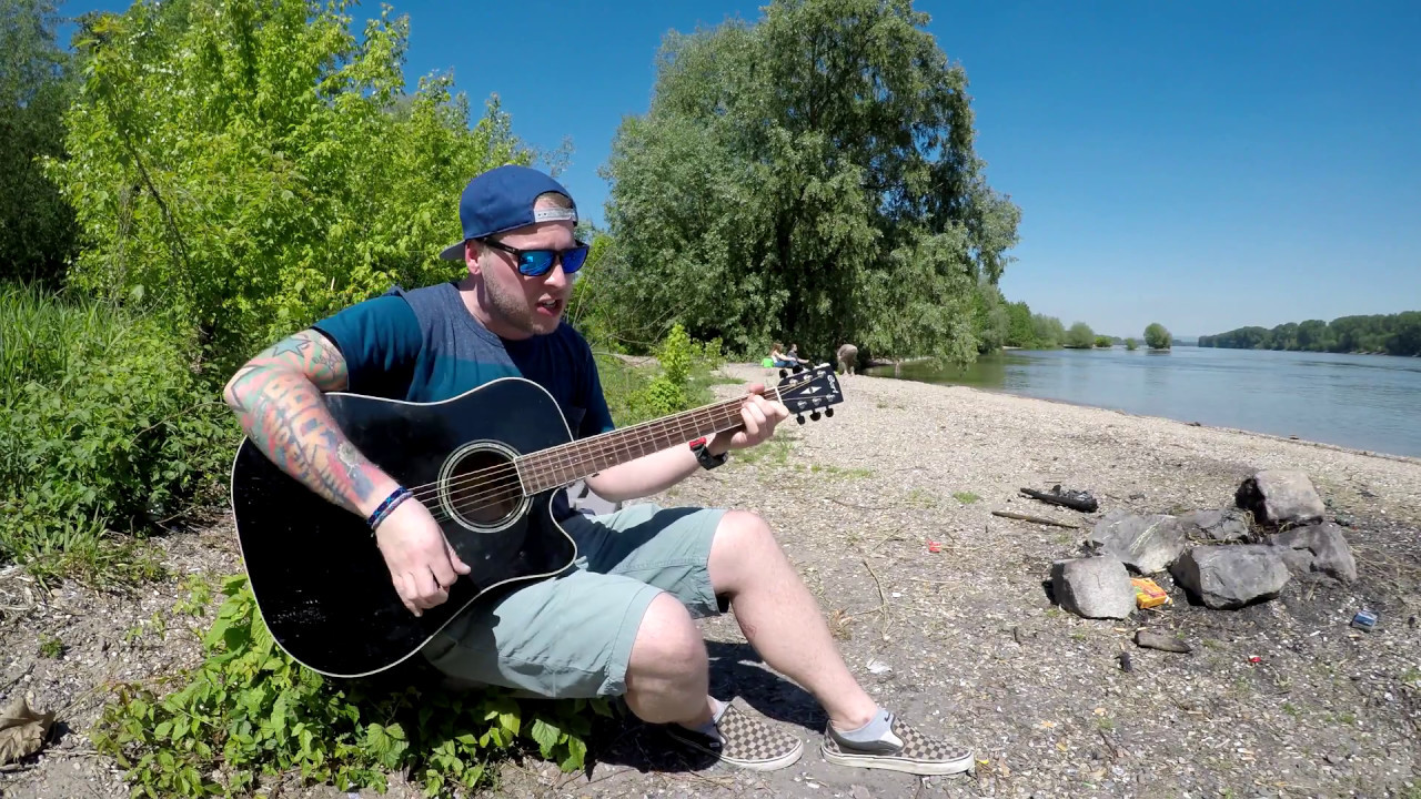Frenzal Rhomb - I Went Out With A Hippie And Now I Love Everyone Except For Her (Acoustic Cover)