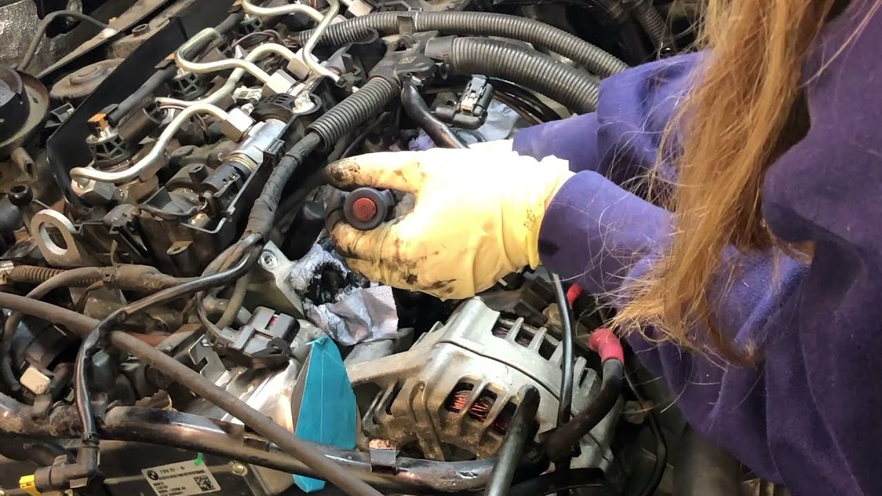 BMW Zylinderkopf Einlasskan&auml;le reinigen / Walnut-Blasting / Einlassventile strahlen
