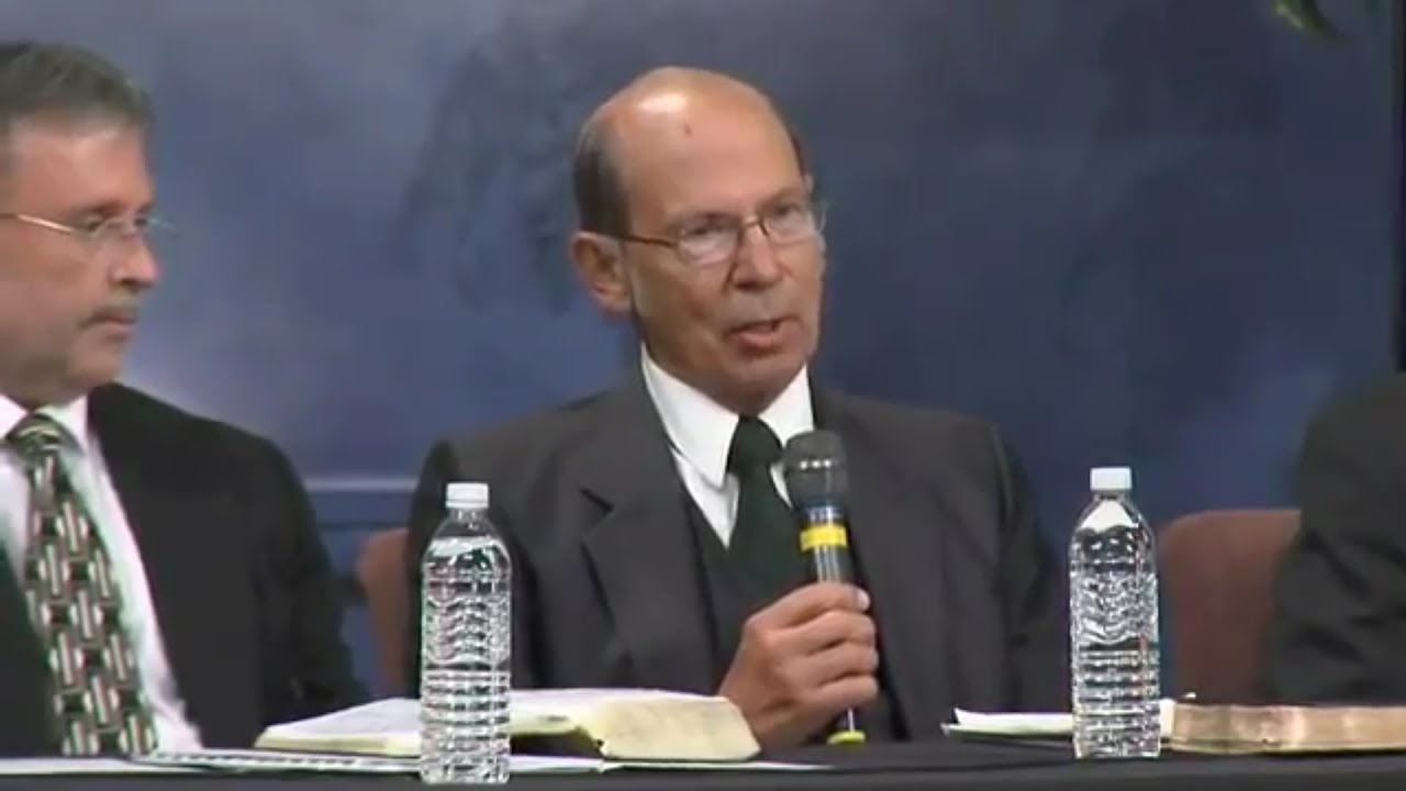 Pastor Dennis Priebe y otros - Preparándose para la cosecha. Mesa redonda. - Doblado ESPAÑOL
