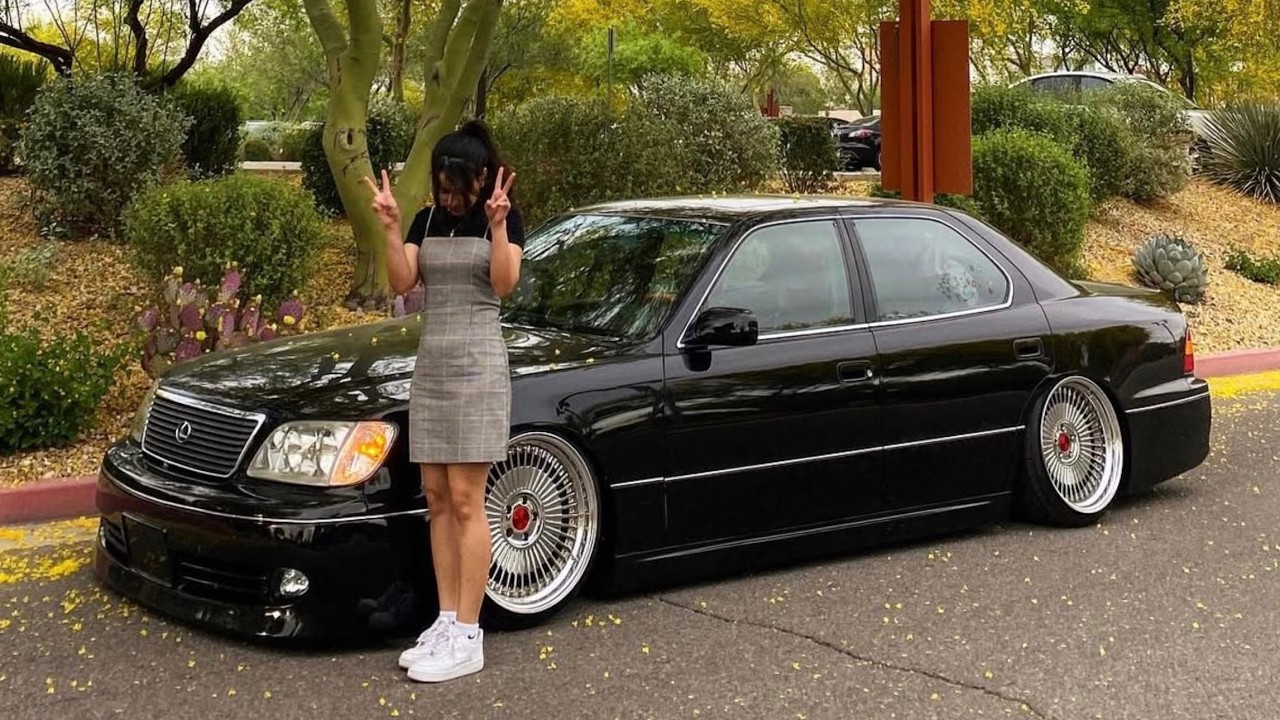 Buying my first VIP car in Japan!