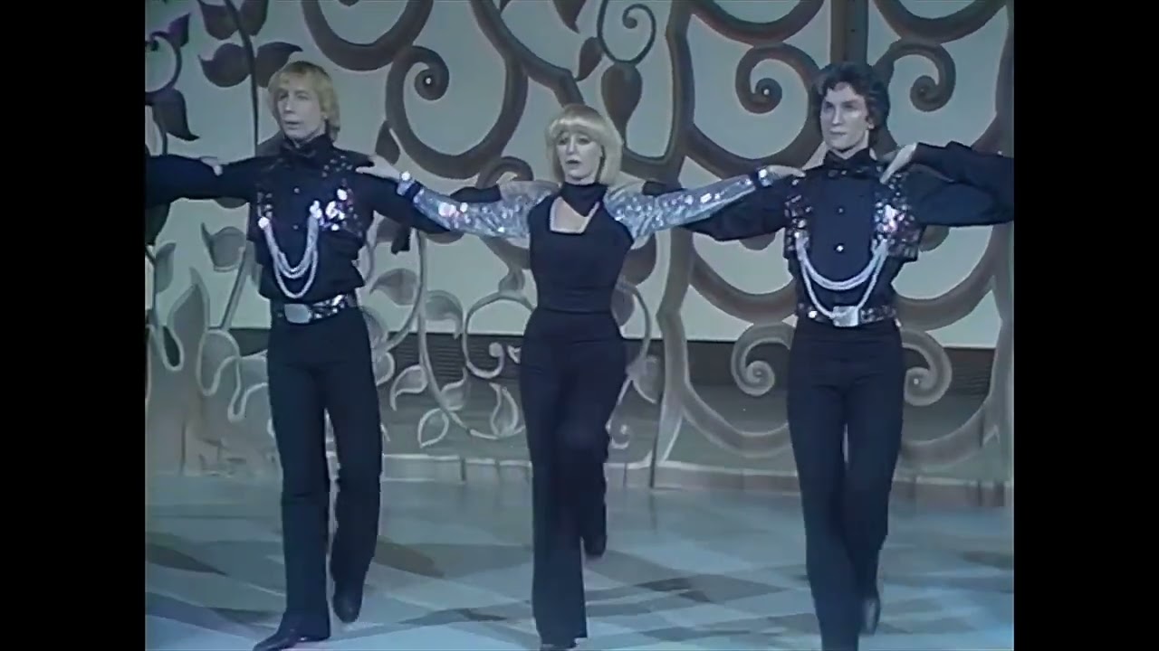 AROMA feat. RAFFAELLA CARRÀ & DEMI ROUSSOS (Ma Che Sera 1978) - Zorba's Dance / Sirtaki ( extended )