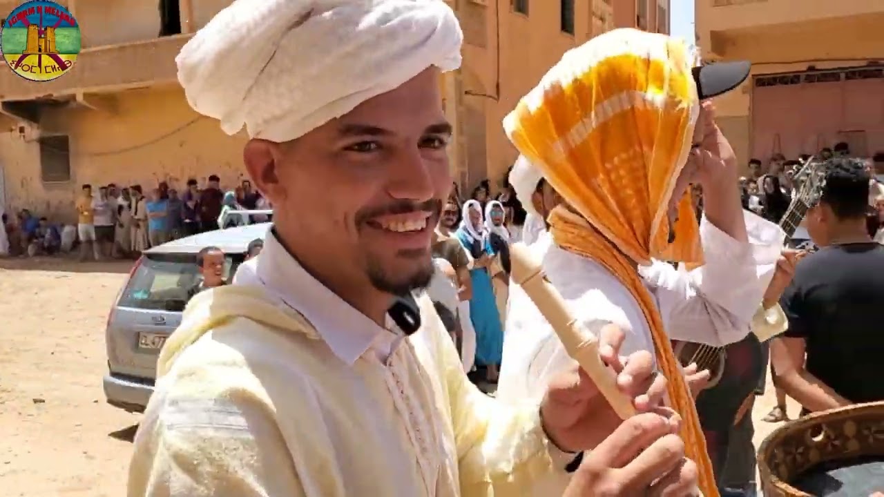 ahidous mellab isnayn من عادات و تقاليد ايت عطى ملعب اسناين