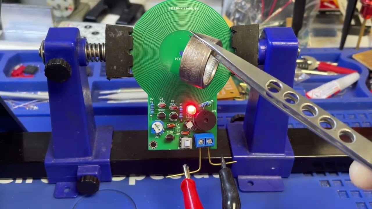 DIY Simple Metal Detector Project Demonstration!