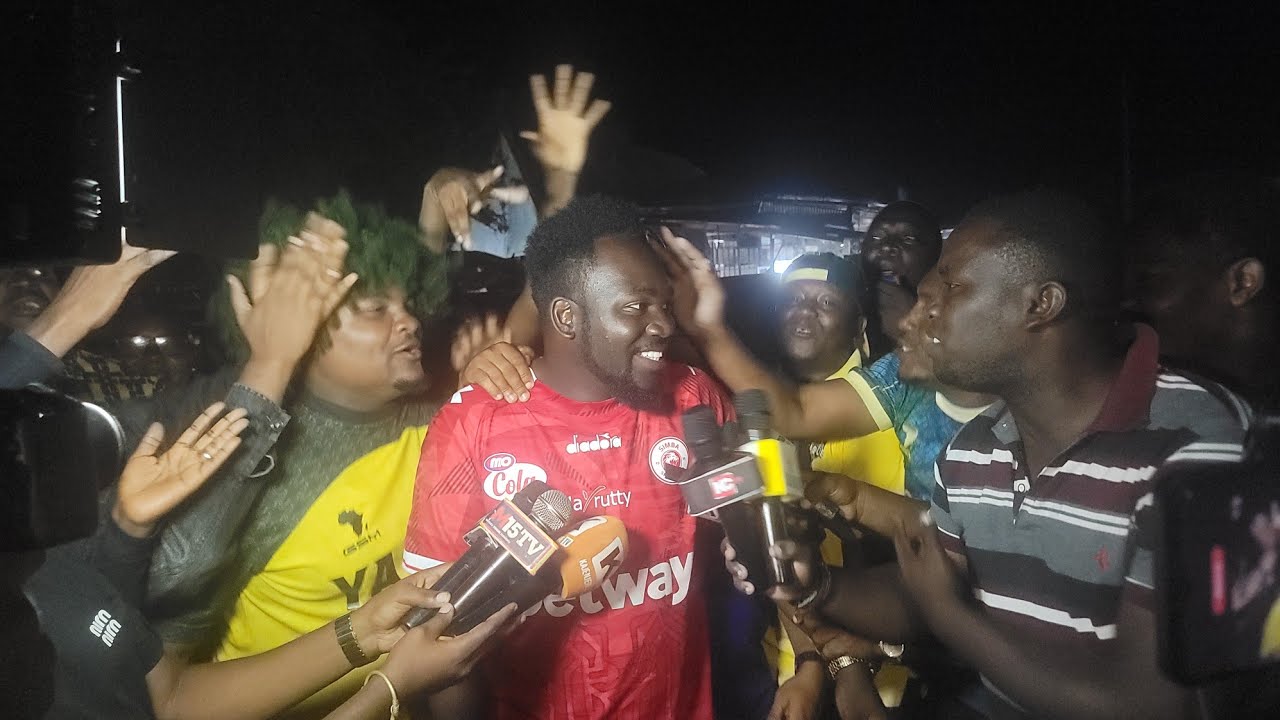 MASHABIKI WA YANGA WAWAZOMEA MASHABIKI WA SIMBA KUFUNGWA NAESPERANCE LEO